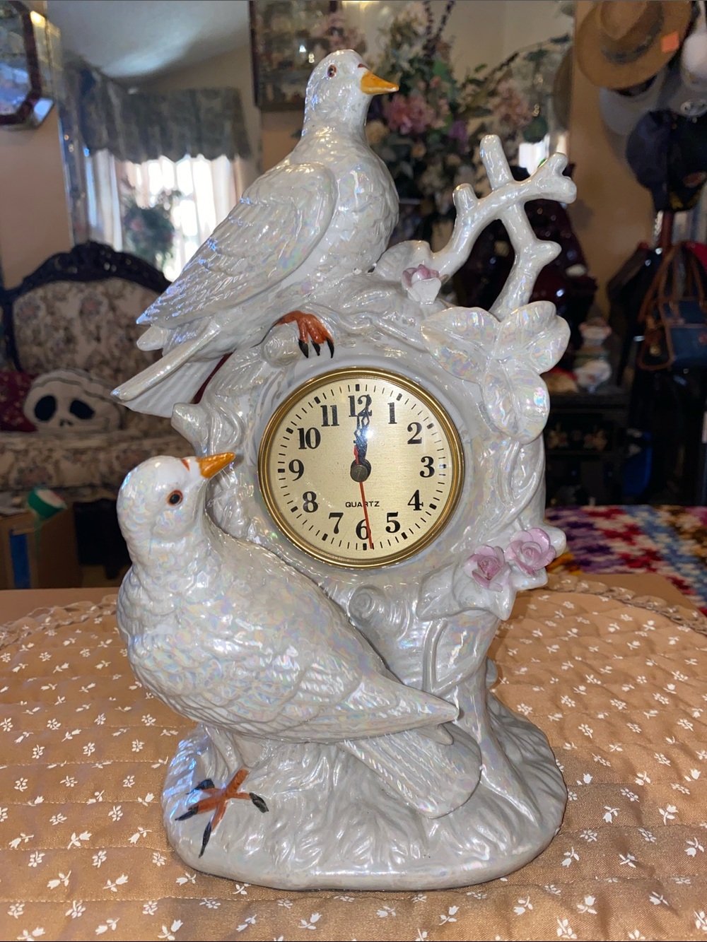 Vintage Eleco Pearlescent White Ceramic Dove Clock - Brand